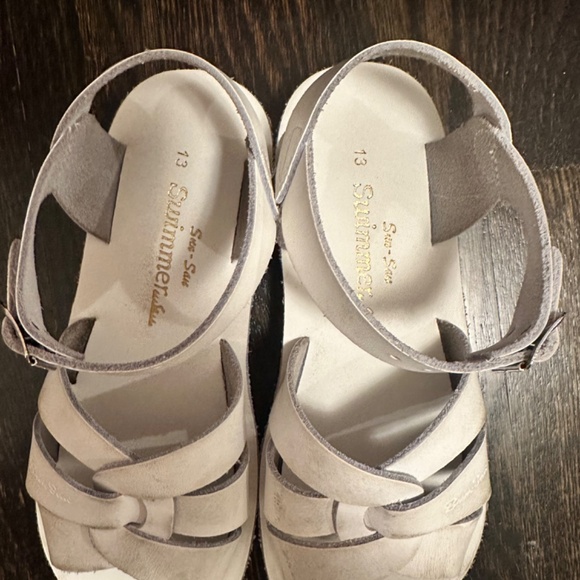 Salt Water- Sun-San Surfer sandals white  leather youth size 13 - Picture 2 of 4